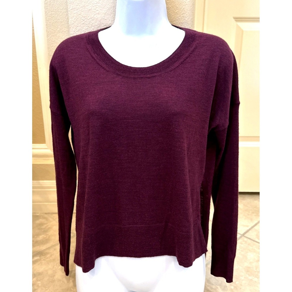 Wilfred Aritzia Plum Burgundy 100% Wool Side Slit Sweater Small Italy Yarn